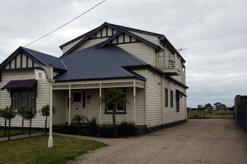 Pelican Sands Bed & Breakfast - Accommodation Cooktown 1