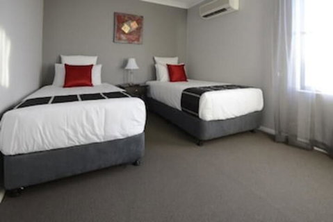Aastro Dish Motor Inn - Accommodation Cooktown 5