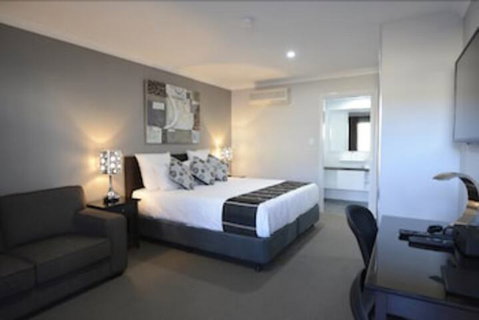 Aastro Dish Motor Inn - Accommodation Cooktown 4