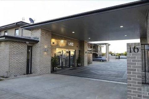 Aastro Dish Motor Inn - Accommodation Cooktown 1