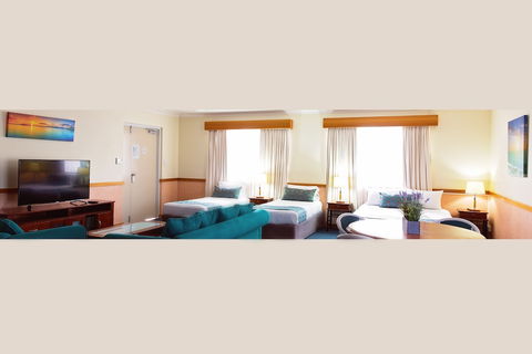 White Lace Motor Inn - Accommodation Cooktown 3