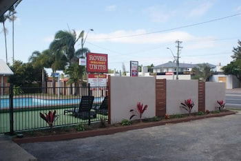 Rover Holiday Units - Accommodation Cooktown 4