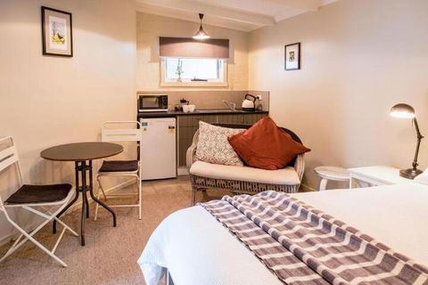 Aggies Bed & Breakfast - Accommodation Cooktown 6