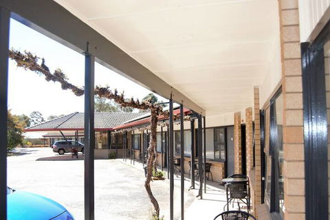 Civic Motor Inn - Accommodation Cooktown 3