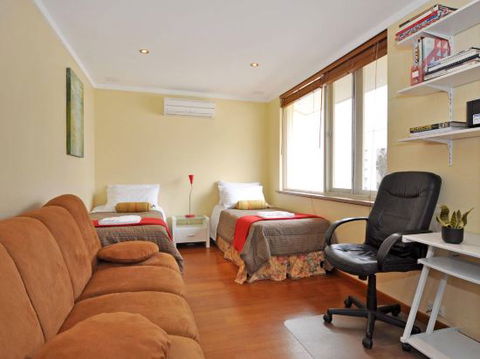 Park Vista Executive Townhouses - Accommodation Cooktown 6