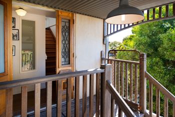 Alpha Loft - Accommodation Cooktown 3