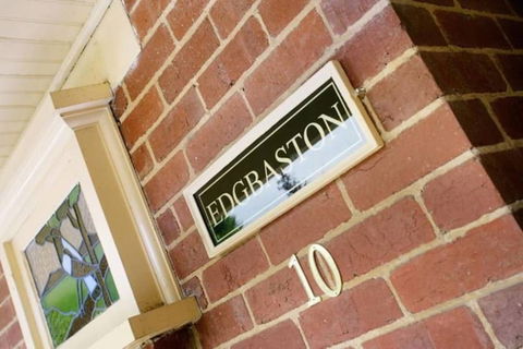 Rosanna Mansion - Accommodation Cooktown 1