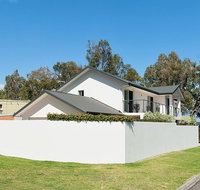 Waterfront Serenity - Accommodation Cooktown