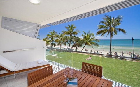 Fairshore 28 - Accommodation Cooktown 2