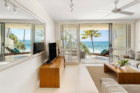 Fairshore 22 - Accommodation Cooktown 2