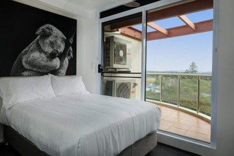 Sunrise Luxury Apartments - Accommodation Cooktown 4