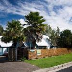 Affordable Twin Peaks 2 - Accommodation Cooktown 0