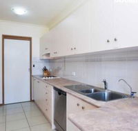 16 The Moorings 4 Cromarty Road Waterfront property with Pool  Air conditioning - Accommodation Cooktown