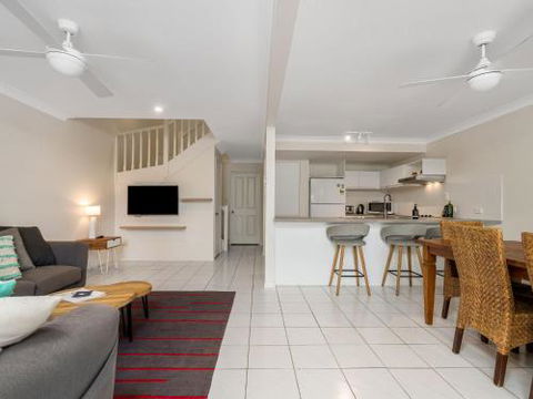 Tradewinds 3 - Accommodation Cooktown 1