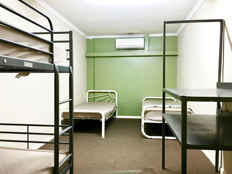 Bigfoot Backpackers - Accommodation Cooktown 6