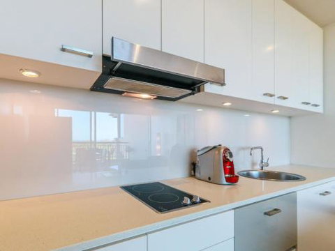 Luxury Retreat 2 Bedroom Spa Suite - Accommodation Cooktown 1