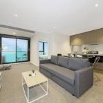 A Modern & Central Apt With Beautiful City Views - Accommodation Cooktown 0