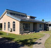 11 Anchovy Street Tin Can Bay Summer Haven coastal retreat - Accommodation Cooktown