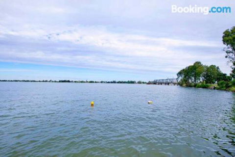 Brookwater Waterfront On Lake Mulwala - Accommodation Cooktown 4