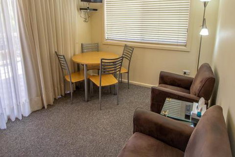 Nundle Accommodation - Accommodation Cooktown 2