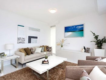 Panoramic Views At Sub Penthouse Apt - Accommodation Cooktown 6