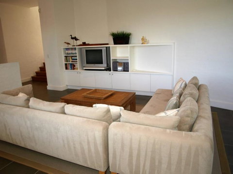 8 On COAST (4 Night Min) - Accommodation Cooktown 3