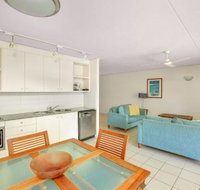 Baden 61 Rainbow Shores Air conditioned Unit Walk To Beach Pool Tennis court - Accommodation Cooktown