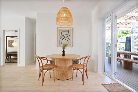 Pine At Arlos Refined Luxury In Glenelg - Accommodation Cooktown 5