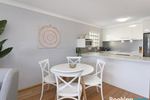 Unit 3 Emerald Shores Shipping Lane Views! - Accommodation Cooktown 0