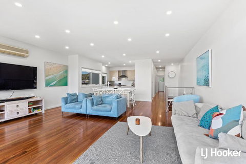 Amazing Sunrises From Your Balcony - Accommodation Cooktown 3