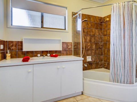 Cuttriss By The Beach - Accommodation Cooktown 4