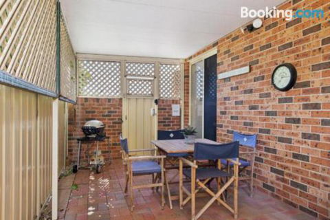 SEASCAPE An Enticing Lakeside Escape - Accommodation Cooktown 1