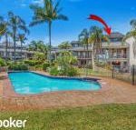 Amazing waterfront location pool beach water views tropical gardens - Accommodation Cooktown