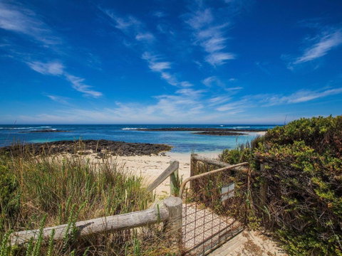 WYTONIA 1 - Accommodation Cooktown 4