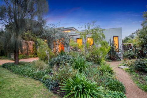 SantAnna - Accommodation Cooktown 0