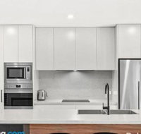 Modern Family Retreat 12 Minell Close