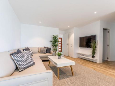 Vukeville Beachfront Luxury With Pool 4pm Check Out Sundays - Accommodation Cooktown 1