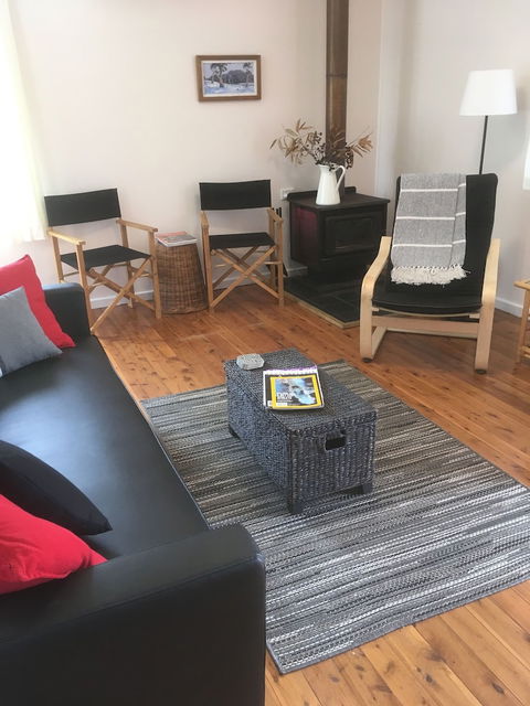 Hamlet House - Accommodation Cooktown 2