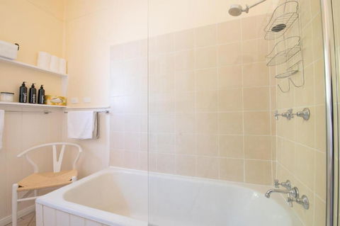 The Cottage Bondonga - Accommodation Cooktown 5