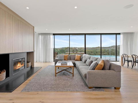 Fairway Views - Accommodation Cooktown 4