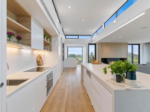 Fairway Views - Accommodation Cooktown 5