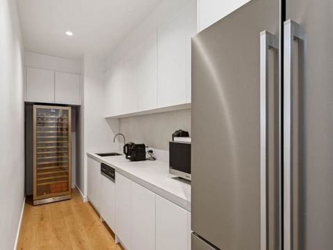 Fairway Views - Accommodation Cooktown 3