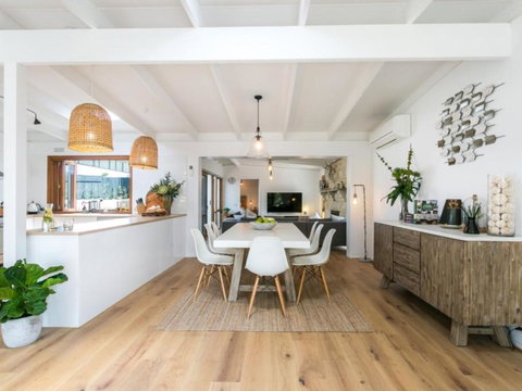 Stunning Sorrento Escape With Pool - Accommodation Cooktown 3