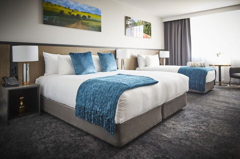 The Remington Orange - Accommodation Cooktown 1