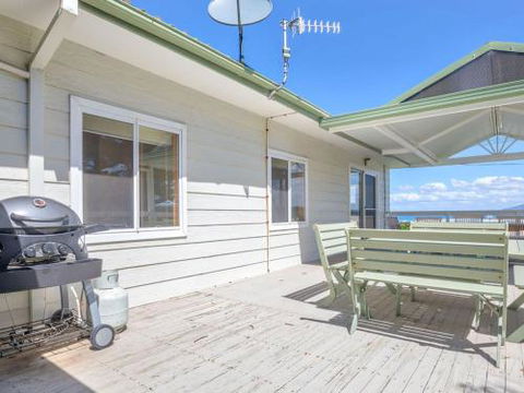 FRESHWATER Gerroa 4pm Check Out Sundays - Accommodation Cooktown 0