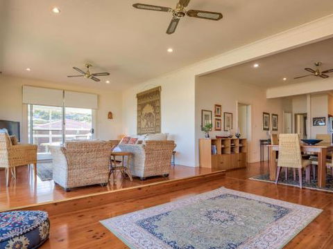 FRESHWATER Gerroa 4pm Check Out Sundays - Accommodation Cooktown 4