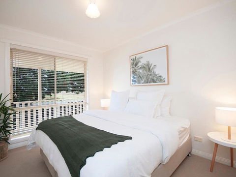 Banksia Beach House - Accommodation Cooktown 2