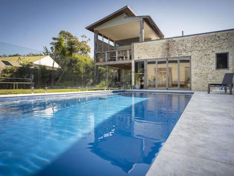 ARALUEN HOUSE Werri Beach 4pm Check Out Sundays - Accommodation Cooktown 0