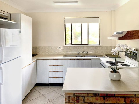 Fairburn Apartment 6 - Accommodation Cooktown 4