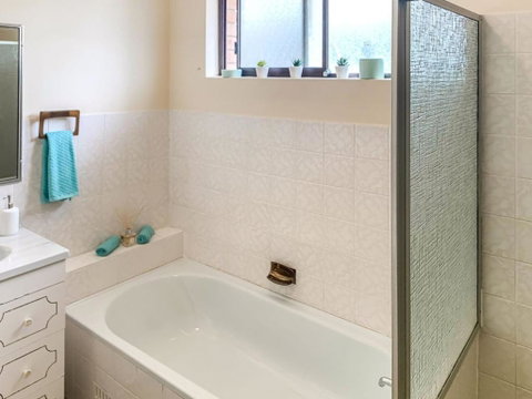 Fairburn Apartment 6 - Accommodation Cooktown 2